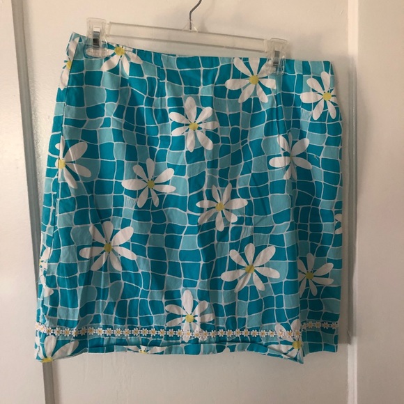 Blue Lilly Pulitzer Skort Sz. 8 - Picture 1 of 4